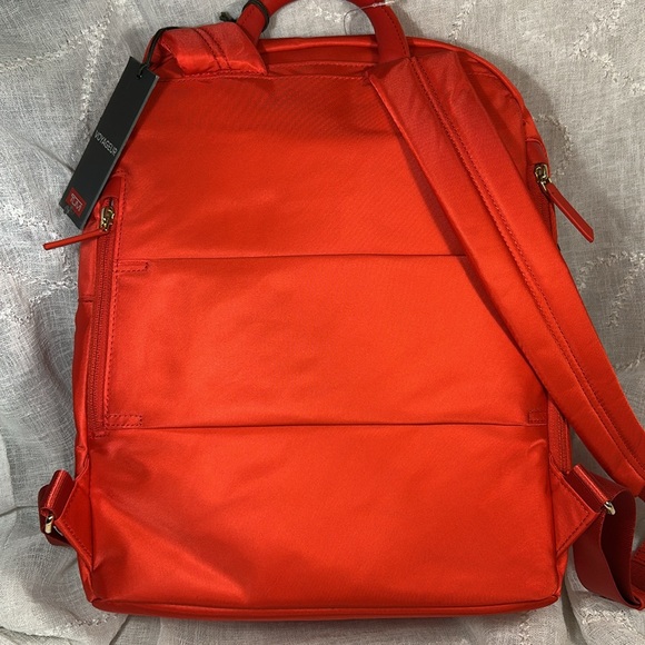 NWT Tumi Carson Voyageur backpack in rare red - Picture 9 of 16